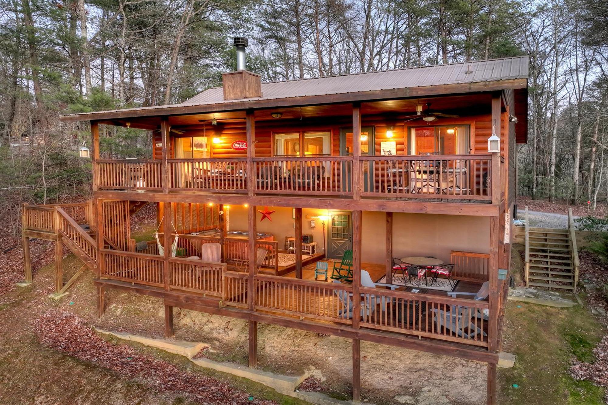 Villa Talking Leaves Hot Tub Firepit And Comfy King Beds Ellijay Exterior foto